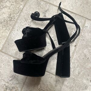 ASOS velvet platform (never worn) size 6